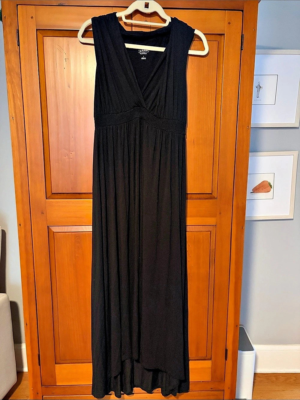 Isabel Maternity by Ingrid & Isabel Sleeveless V-Neck Maxi Dress Black Large